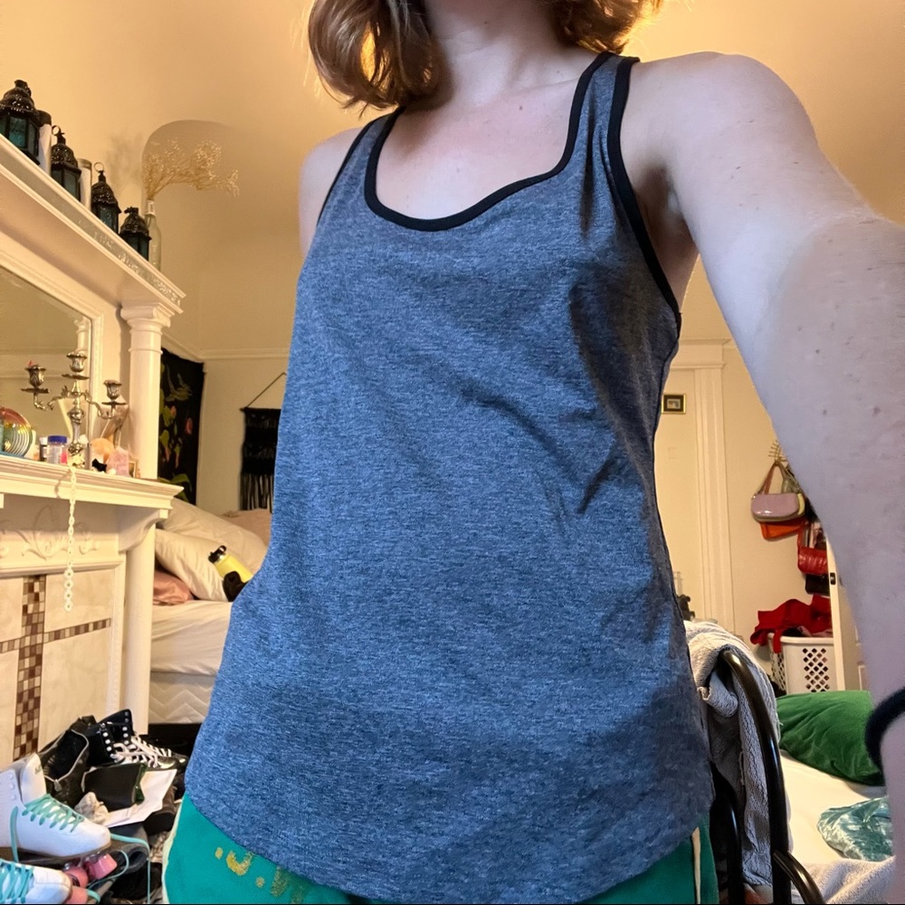 Old Navy Semi-Fitted Grey Active Wear Tank
